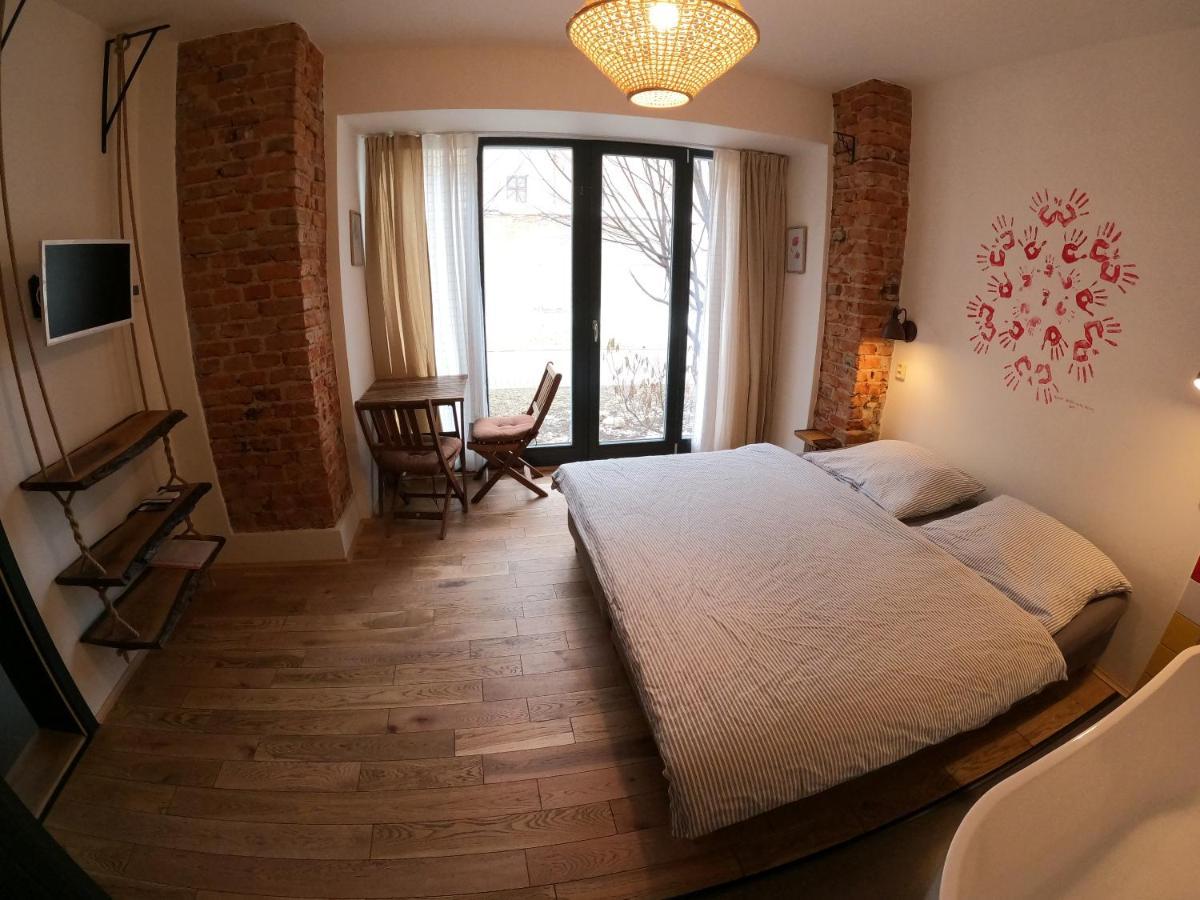 Gusto Hotell Krnov Eksteriør bilde