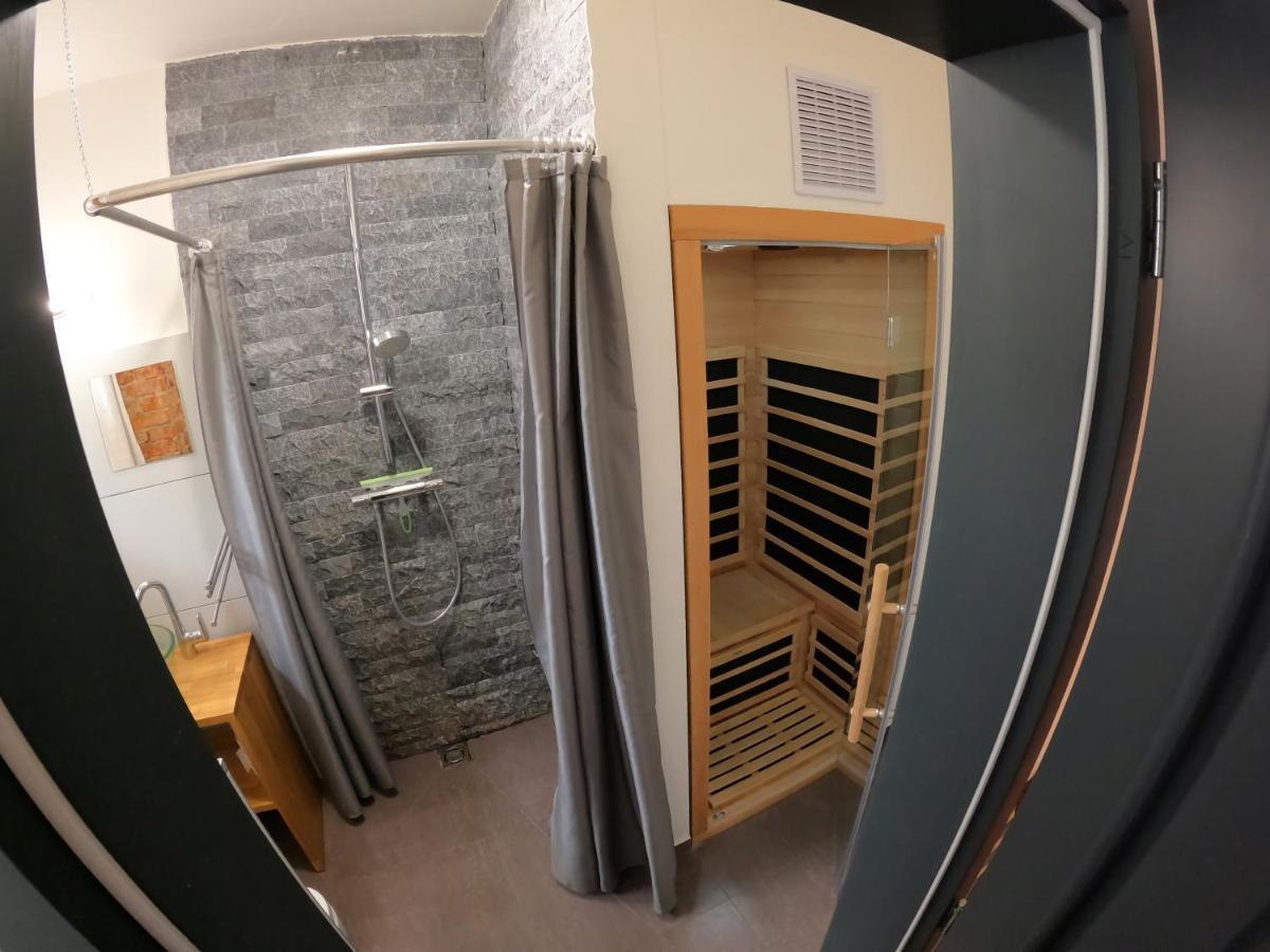 Gusto Hotell Krnov Eksteriør bilde