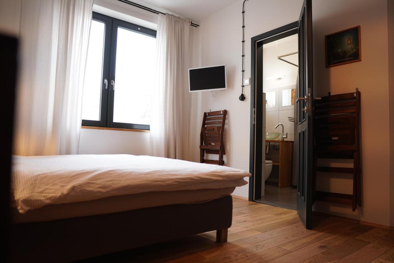 Gusto Hotell Krnov Eksteriør bilde
